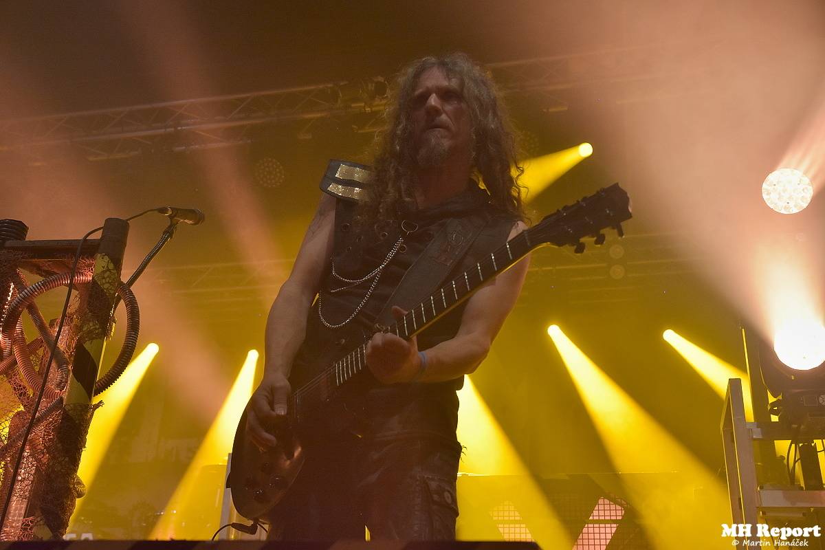 Doga s Alkeholem vyprodali plzeňskou Šeříkovku, atmosféra byla pekelná 