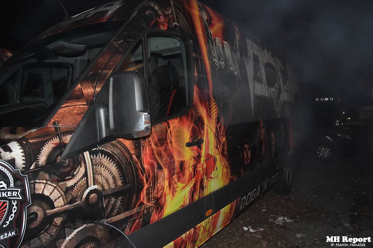 Doga s Alkeholem vyprodali plzeňskou Šeříkovku, atmosféra byla pekelná 