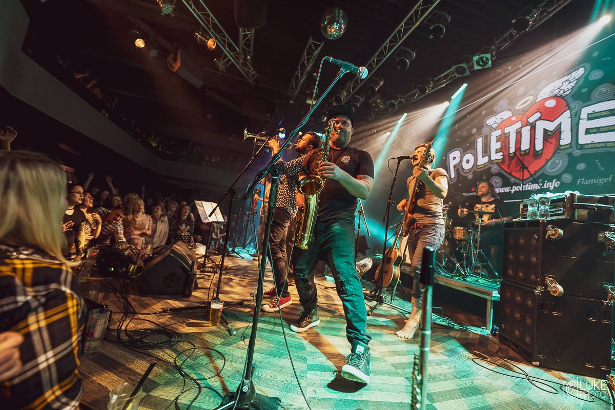 Poletíme? toužili ve vyprodaném Lucerna Music Baru po hitu