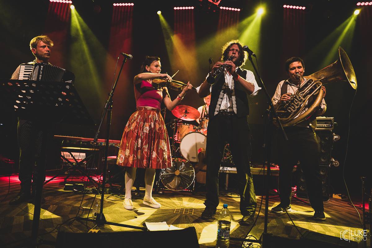 Poletíme? toužili ve vyprodaném Lucerna Music Baru po hitu