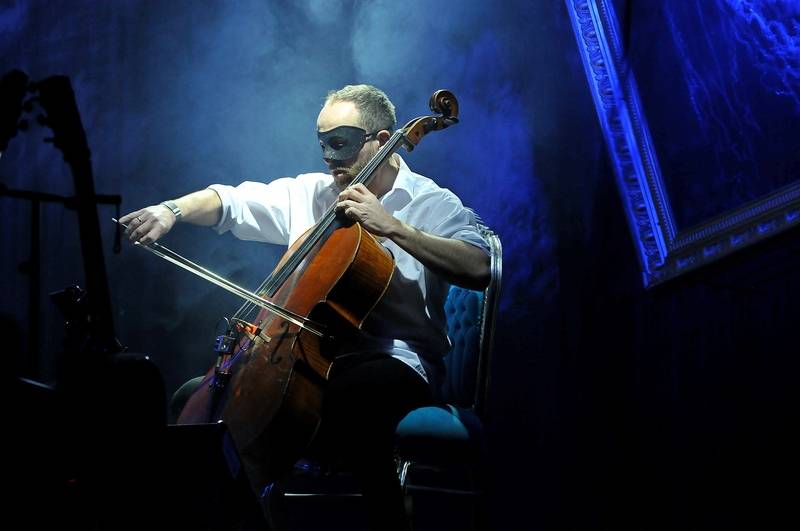 Škwor zahrál v Plzni své rockové hity unplugged
