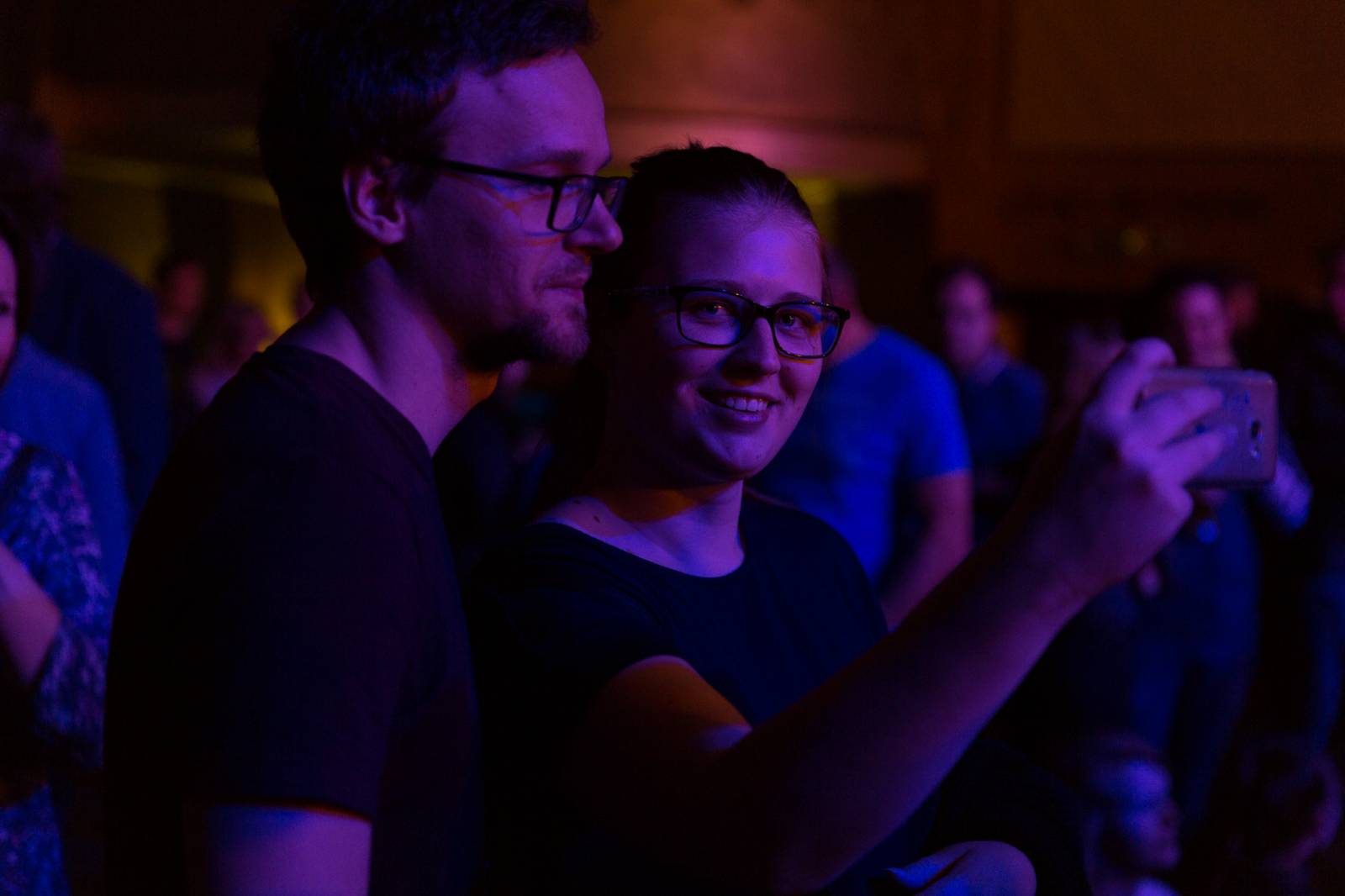 Passenger v Roxy uhranul intimní atmosférou