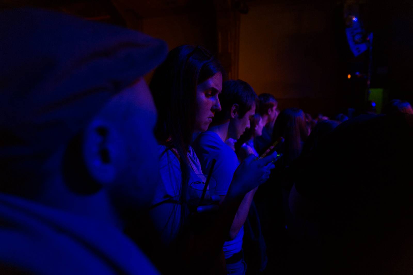 Passenger v Roxy uhranul intimní atmosférou