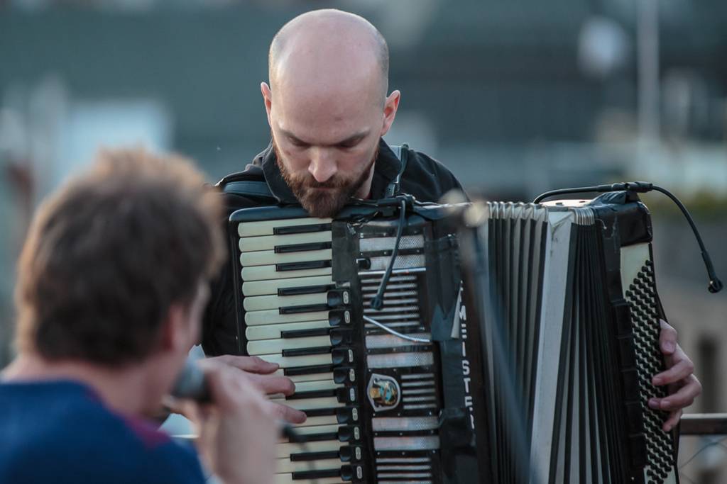 Zrní vzpomínali na střeše Lucerny na Václava Havla