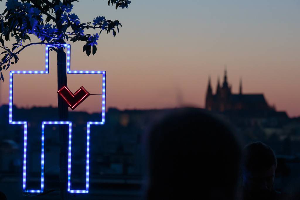 Zrní vzpomínali na střeše Lucerny na Václava Havla