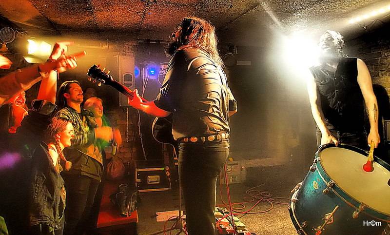 Vyprodané Café V lese přivítalo The Picturebooks