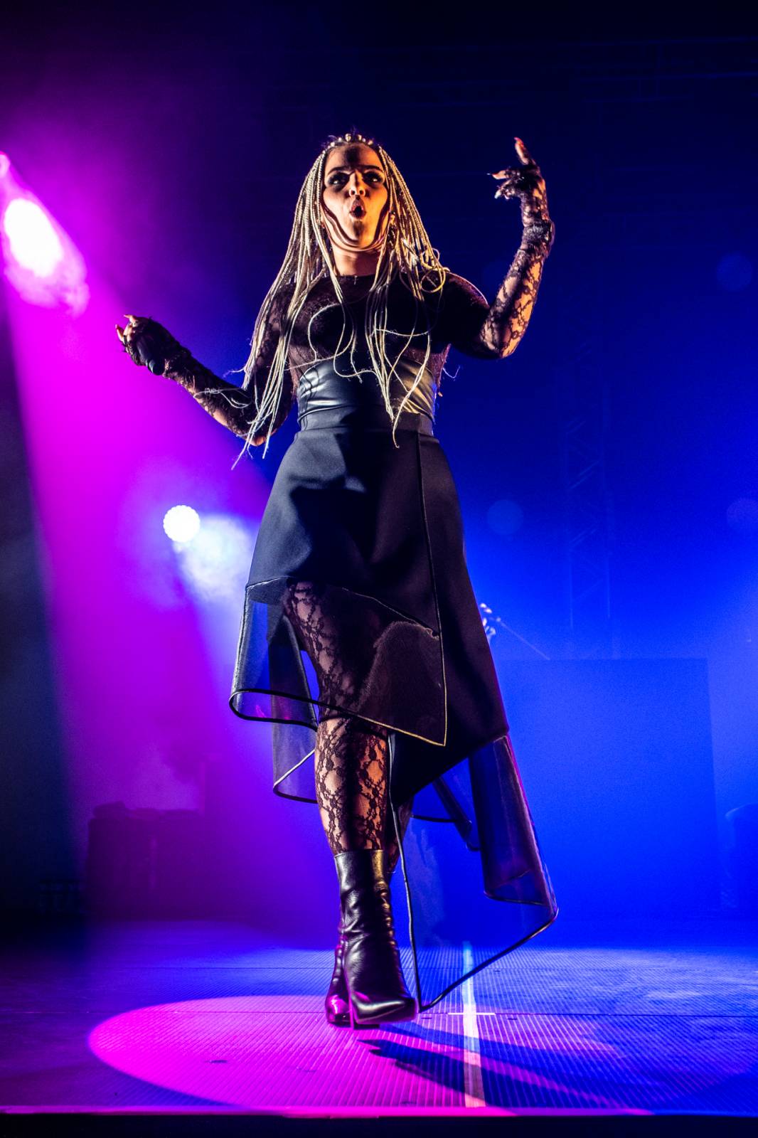 Little Big roztančili pražskou Malou sportovní halu v rytmu Skibidi