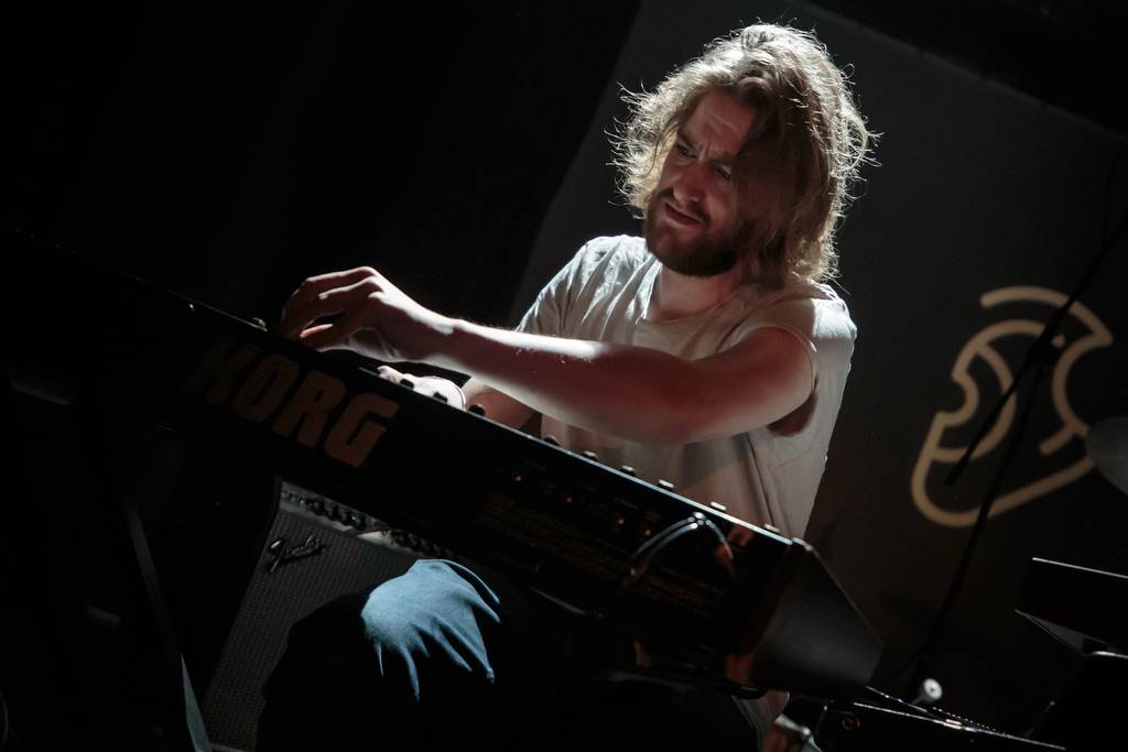 Mladí ladí jazz: V MeetFactory vystoupili Jameszoo, Android Asteroid i Johannes Benz