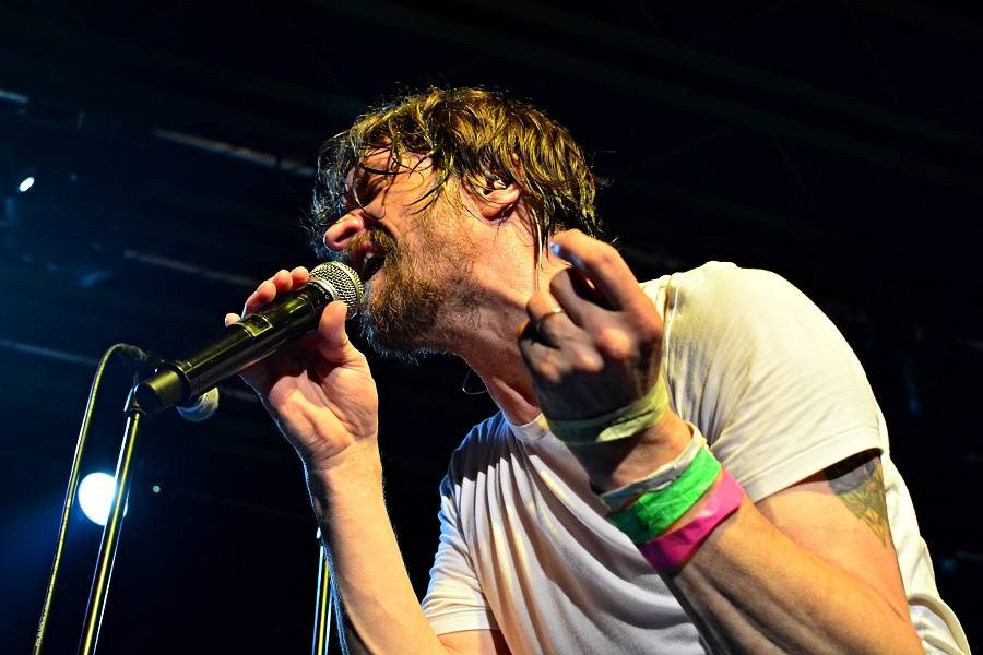 J.A.R. v Brně dostali dav do varu. Zpívali o hubnutí i superpéru