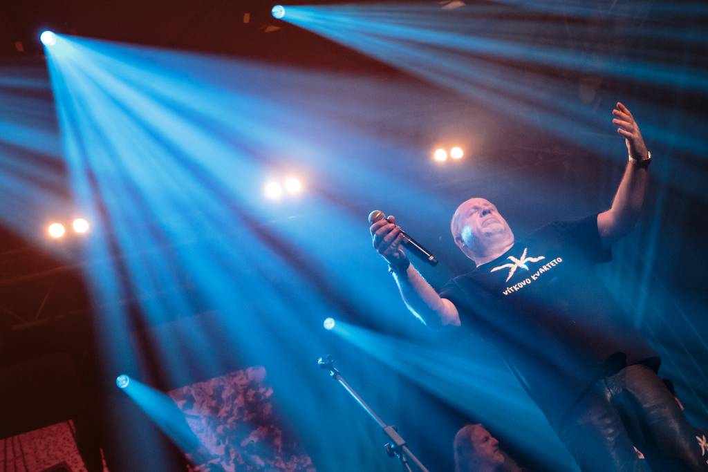 Společenský večer přátel Vítkova kvarteta ovládl Lucernu. Zahráli také Jokers nebo Hudba Praha Band