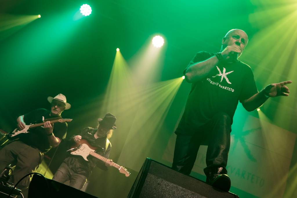 Společenský večer přátel Vítkova kvarteta ovládl Lucernu. Zahráli také Jokers nebo Hudba Praha Band