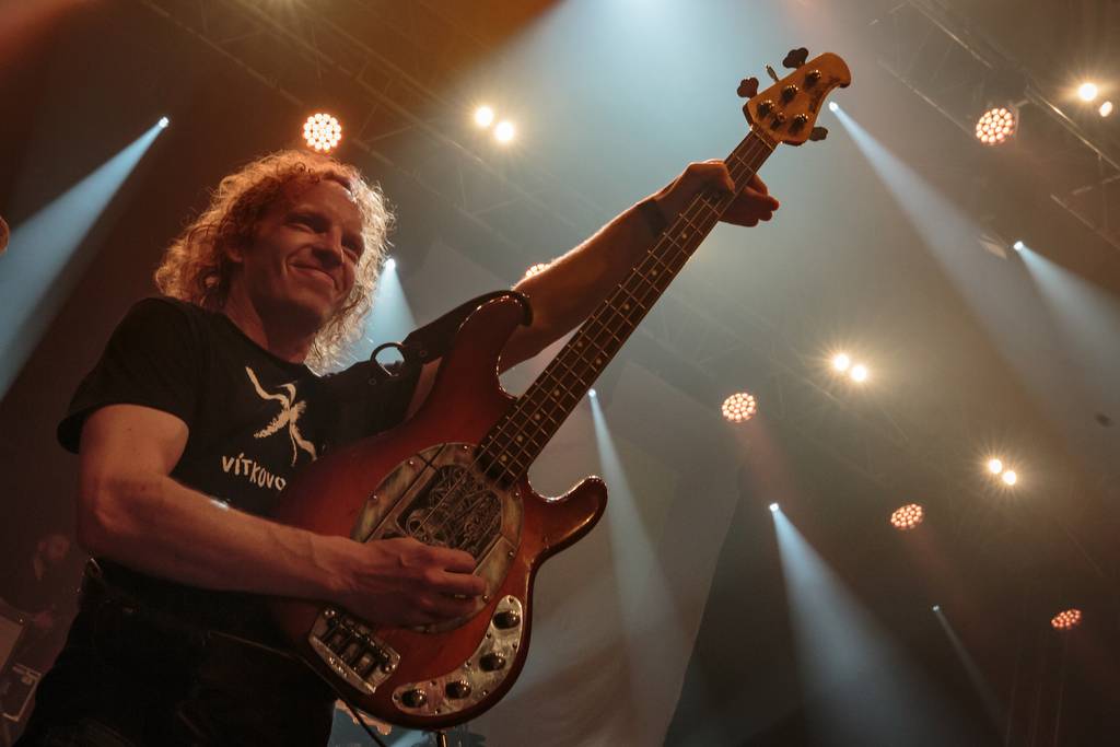 Společenský večer přátel Vítkova kvarteta ovládl Lucernu. Zahráli také Jokers nebo Hudba Praha Band