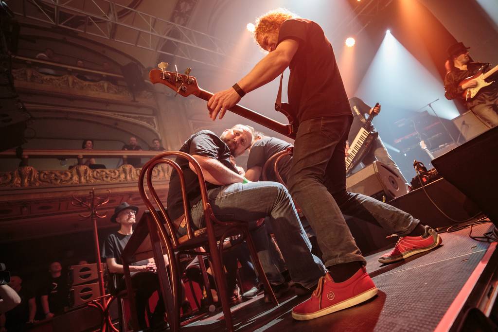 Společenský večer přátel Vítkova kvarteta ovládl Lucernu. Zahráli také Jokers nebo Hudba Praha Band