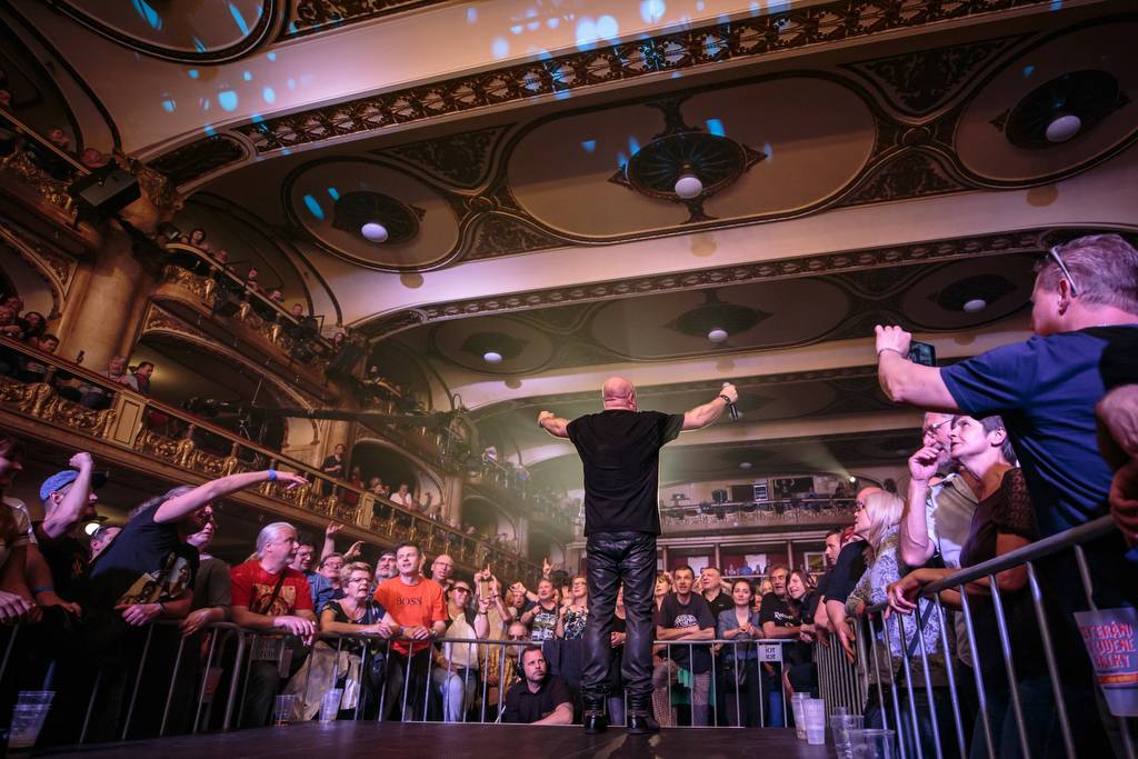 Společenský večer přátel Vítkova kvarteta ovládl Lucernu. Zahráli také Jokers nebo Hudba Praha Band