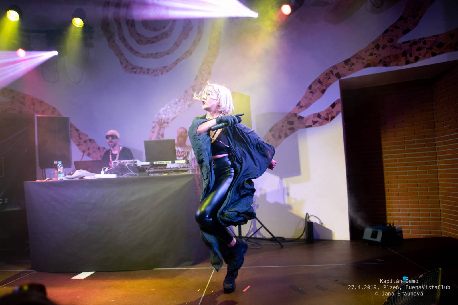 Kapitán Demo pokřtil vyprodaný 