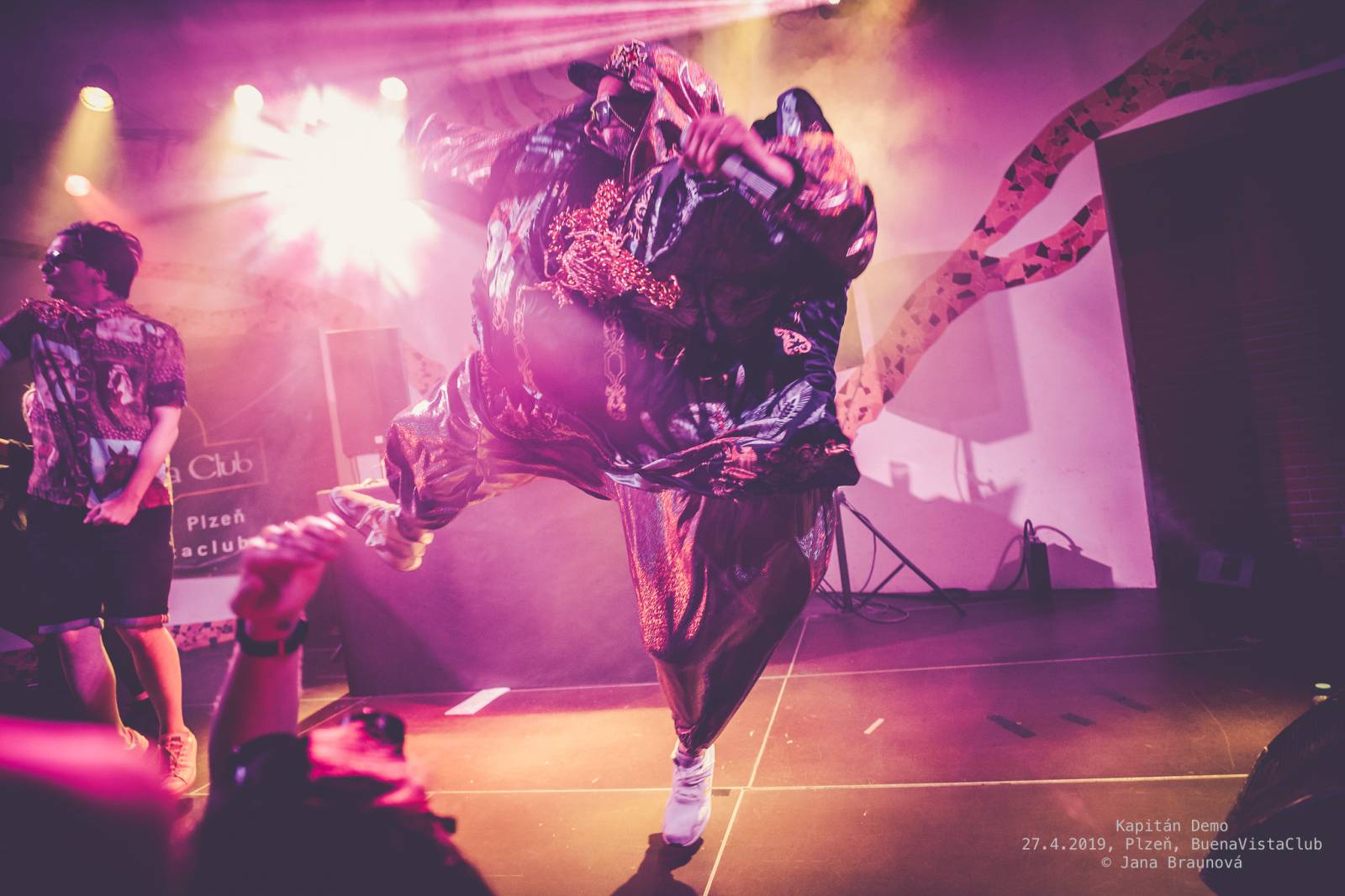 Kapitán Demo pokřtil vyprodaný 