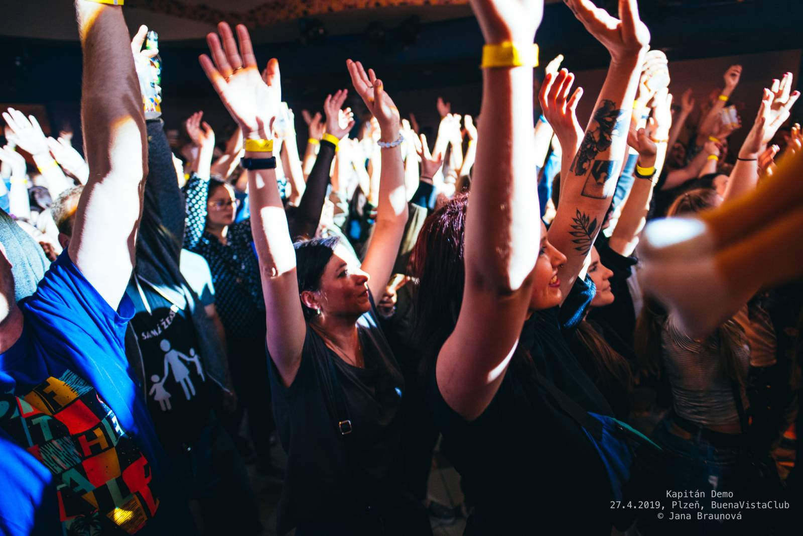 Kapitán Demo pokřtil vyprodaný 