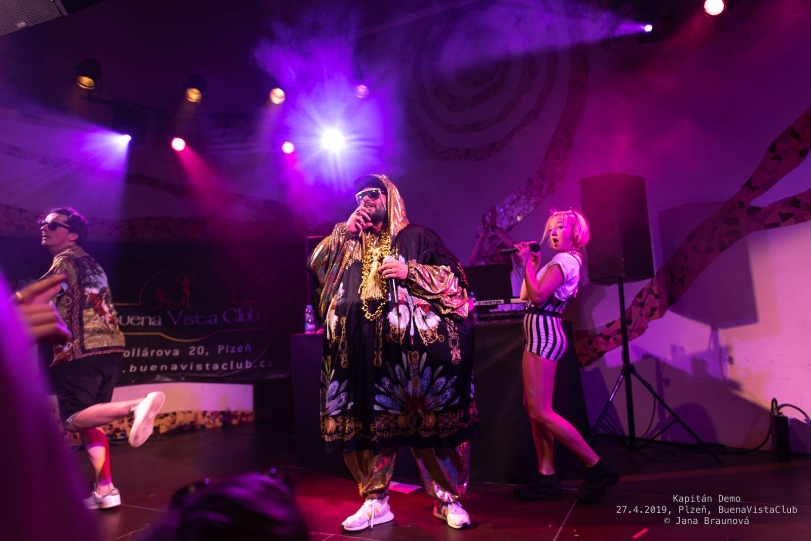 Kapitán Demo pokřtil vyprodaný 