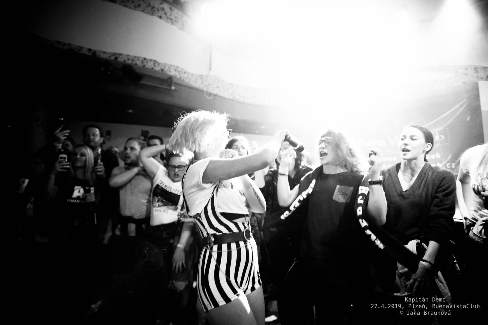 Kapitán Demo pokřtil vyprodaný 