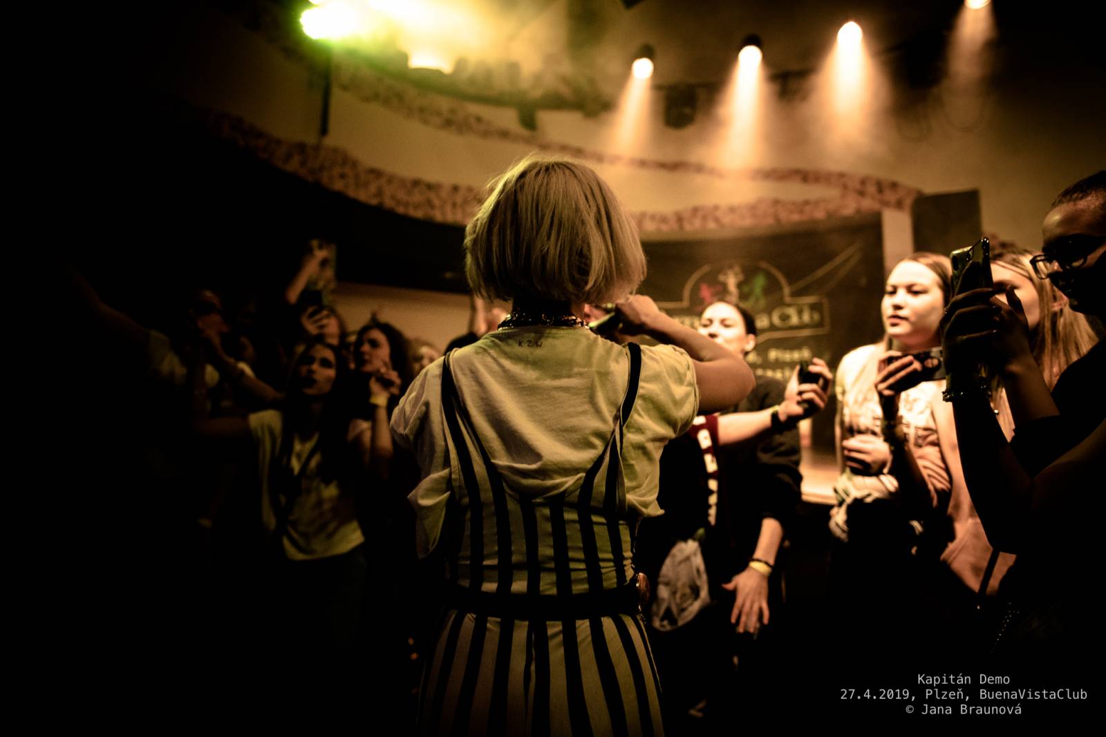 Kapitán Demo pokřtil vyprodaný 