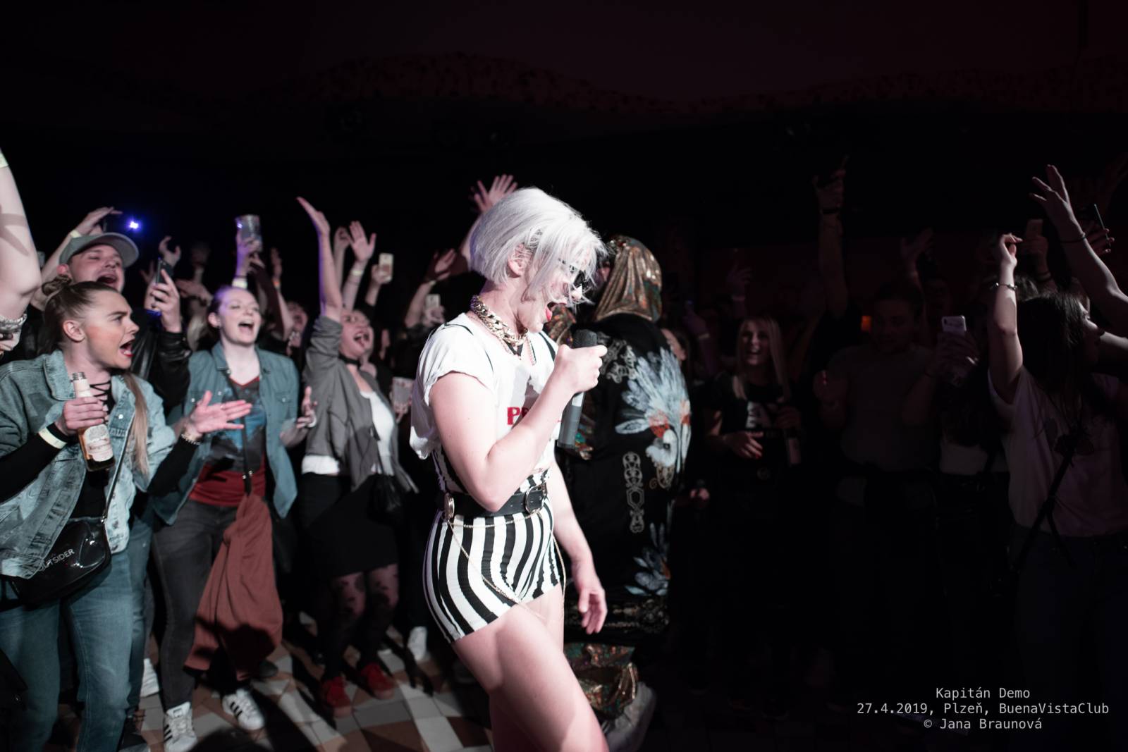 Kapitán Demo pokřtil vyprodaný 