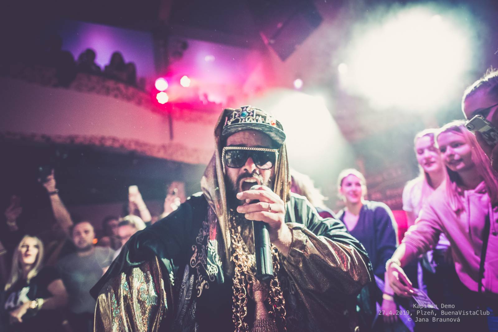 Kapitán Demo pokřtil vyprodaný 