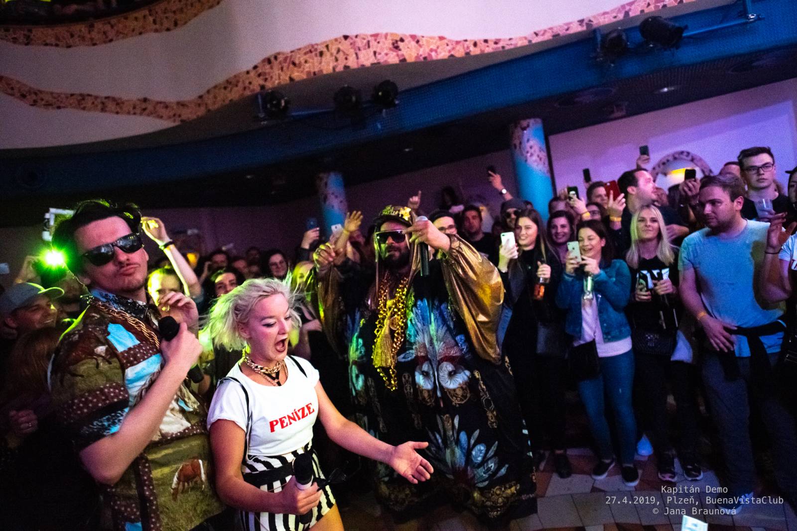 Kapitán Demo pokřtil vyprodaný 