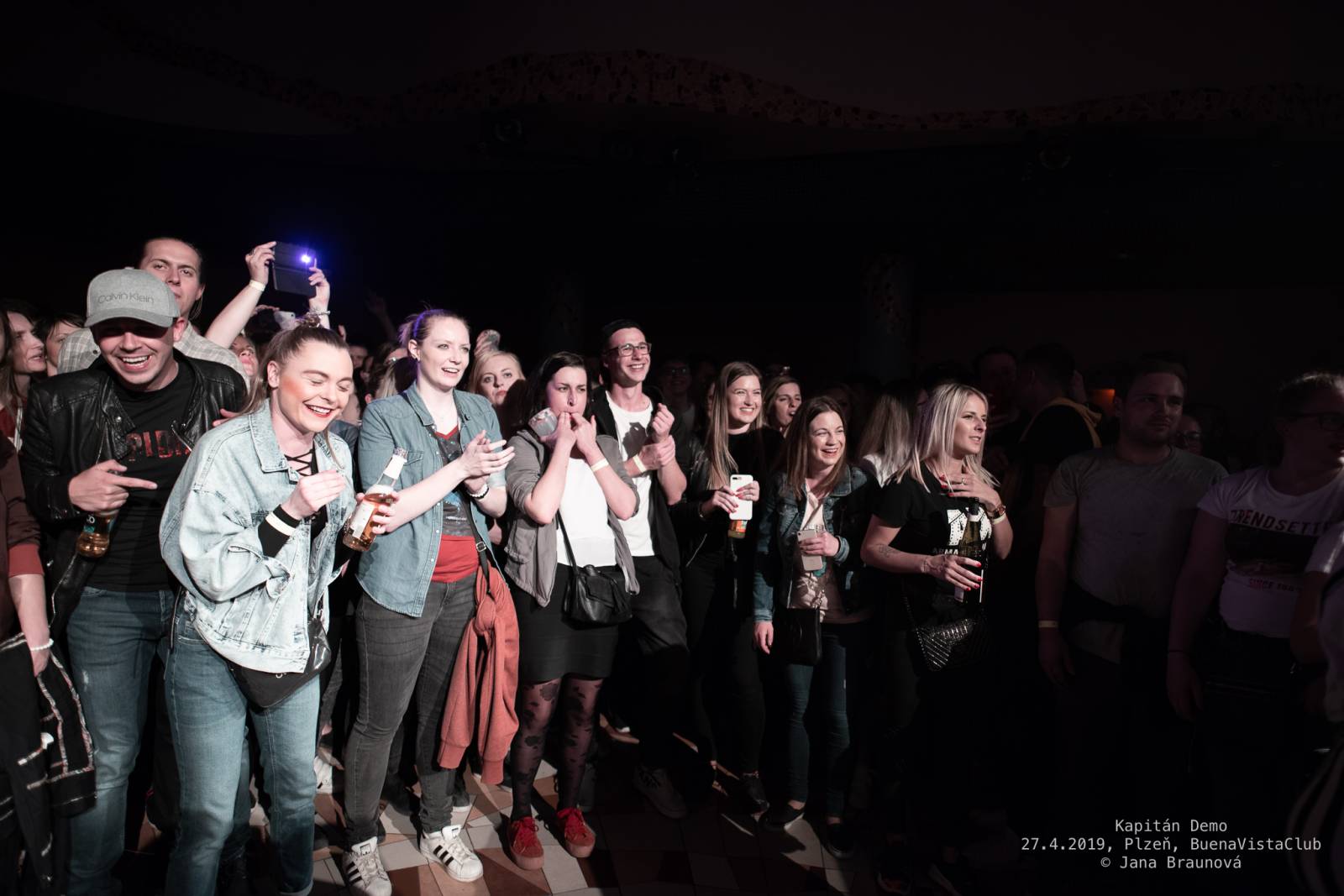 Kapitán Demo pokřtil vyprodaný 