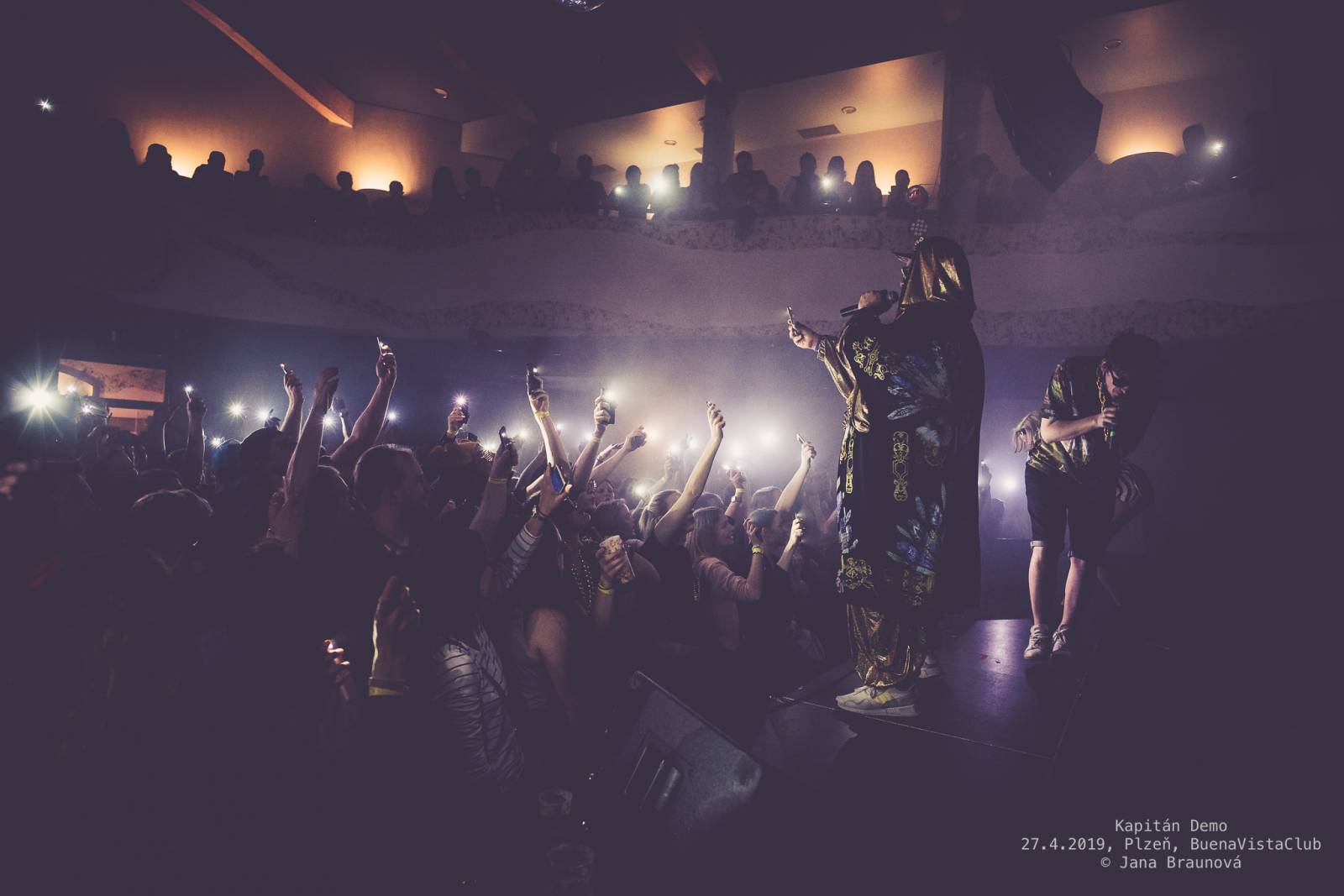 Kapitán Demo pokřtil vyprodaný 