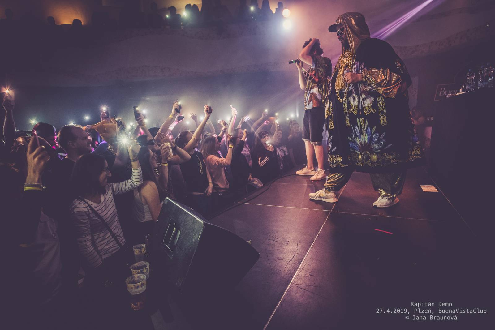 Kapitán Demo pokřtil vyprodaný 