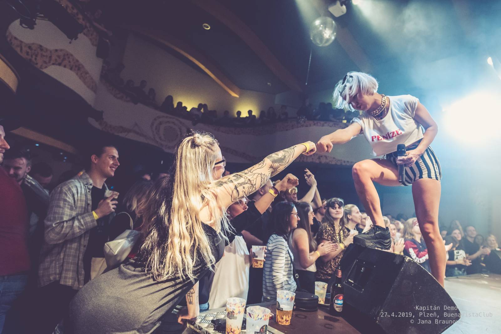 Kapitán Demo pokřtil vyprodaný 