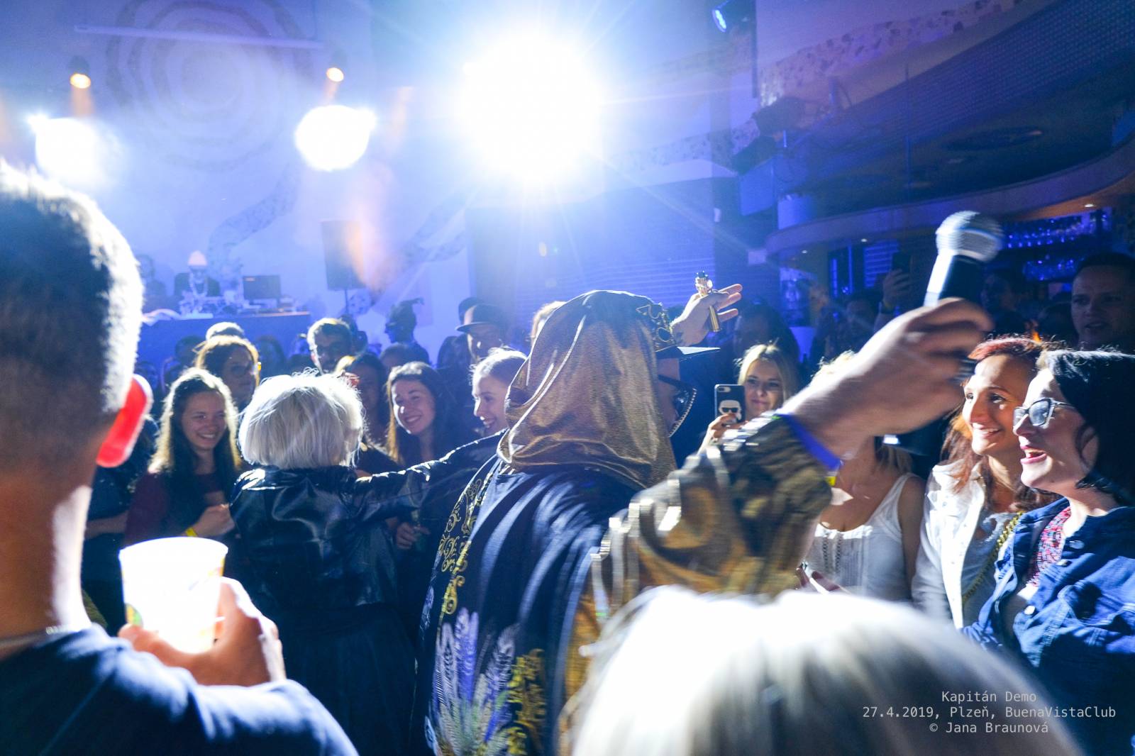 Kapitán Demo pokřtil vyprodaný 