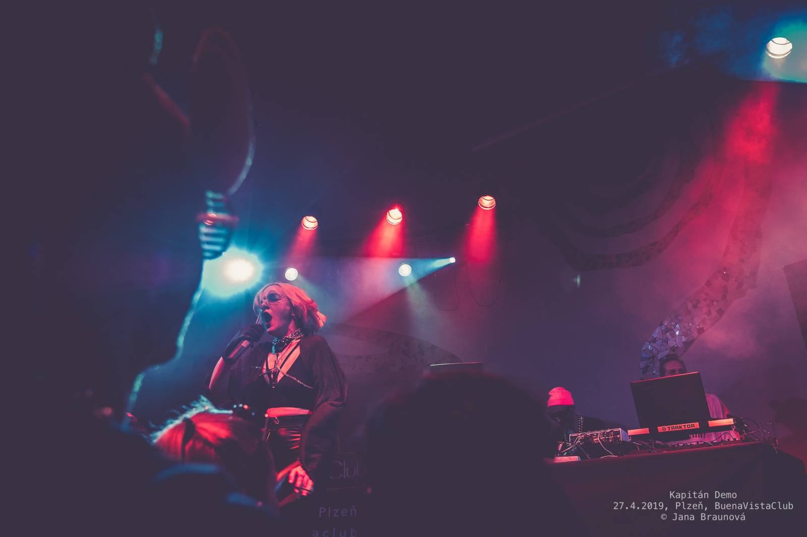 Kapitán Demo pokřtil vyprodaný 