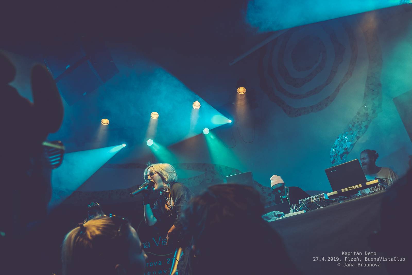 Kapitán Demo pokřtil vyprodaný 