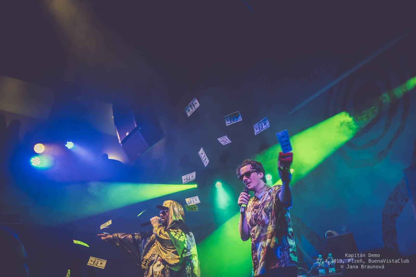 Kapitán Demo pokřtil vyprodaný 