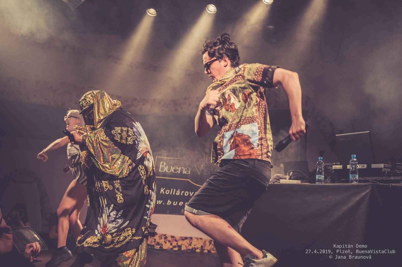 Kapitán Demo pokřtil vyprodaný 