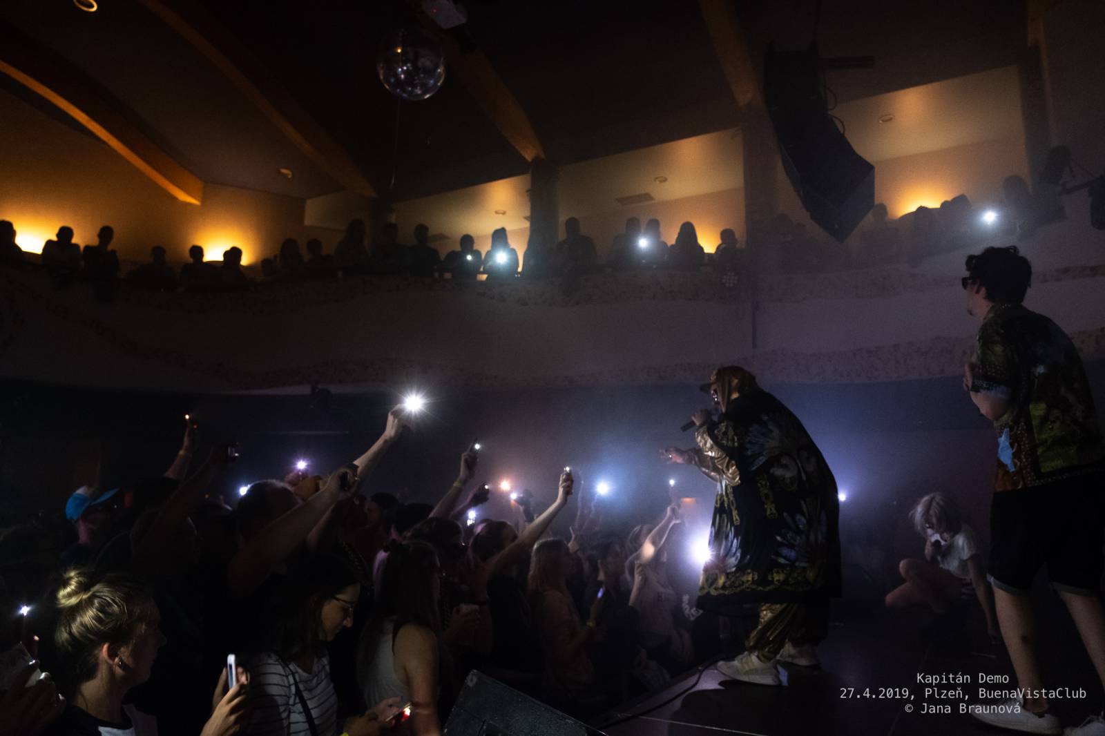 Kapitán Demo pokřtil vyprodaný 