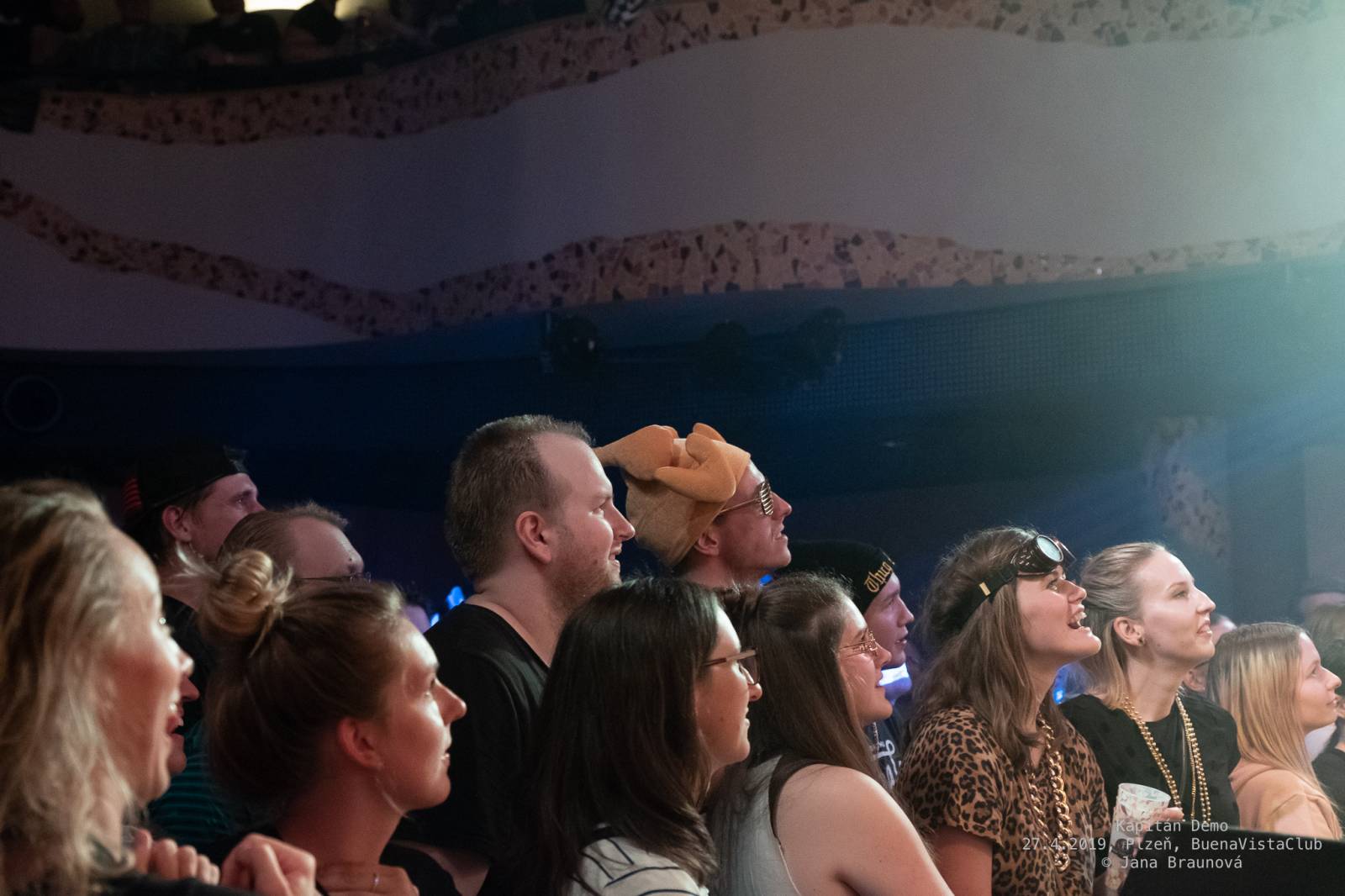 Kapitán Demo pokřtil vyprodaný 