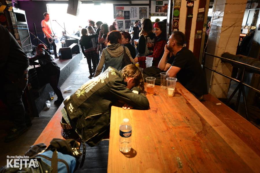 Na festivalu Punx And Summer v Modré Vopici zahrála i punková legenda Šanov 1. Vystoupili také RV4 nebo TASS