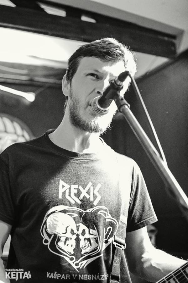 Na festivalu Punx And Summer v Modré Vopici zahrála i punková legenda Šanov 1. Vystoupili také RV4 nebo TASS