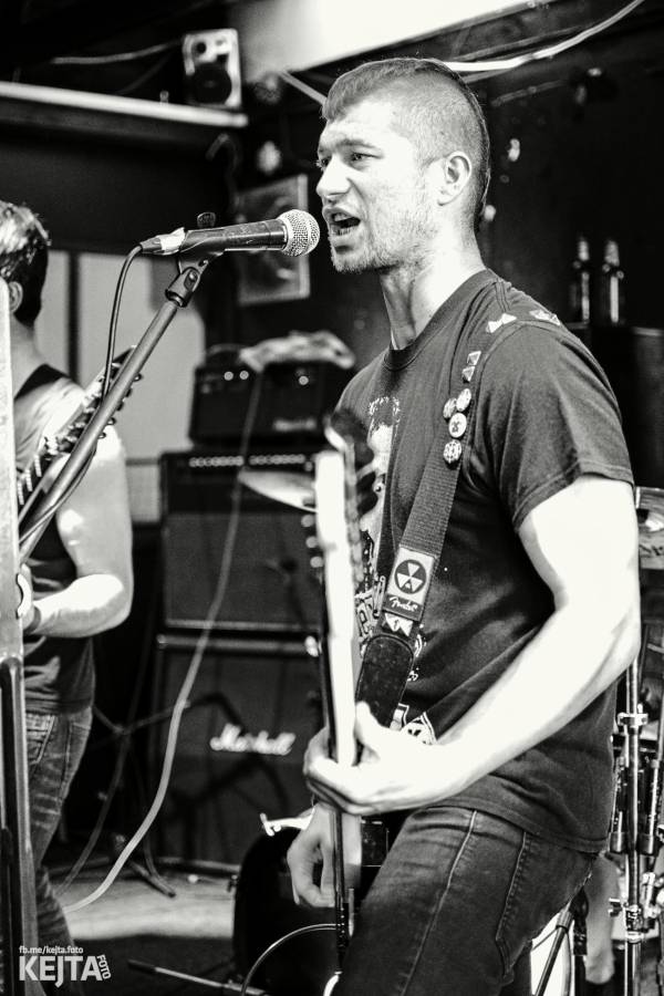 Na festivalu Punx And Summer v Modré Vopici zahrála i punková legenda Šanov 1. Vystoupili také RV4 nebo TASS