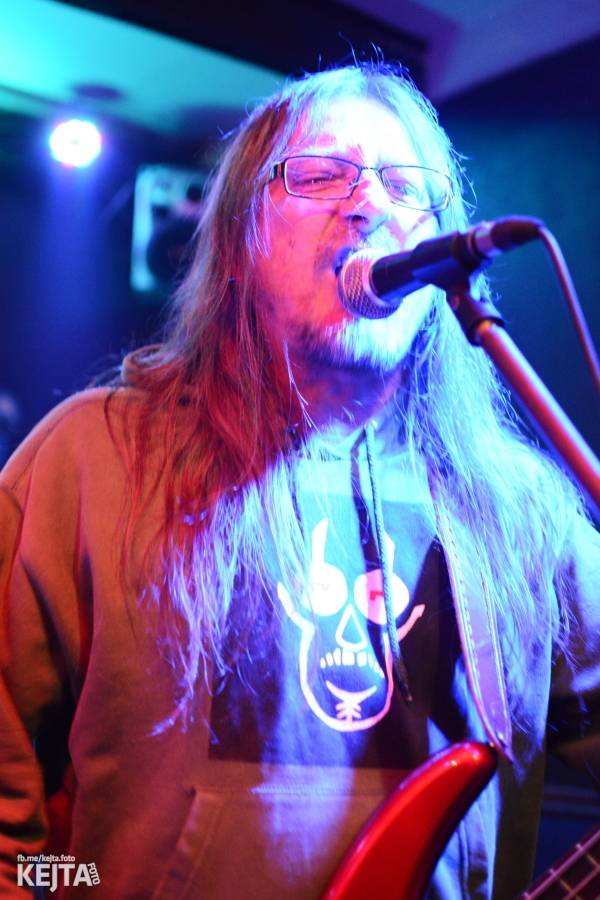 Na festivalu Punx And Summer v Modré Vopici zahrála i punková legenda Šanov 1. Vystoupili také RV4 nebo TASS