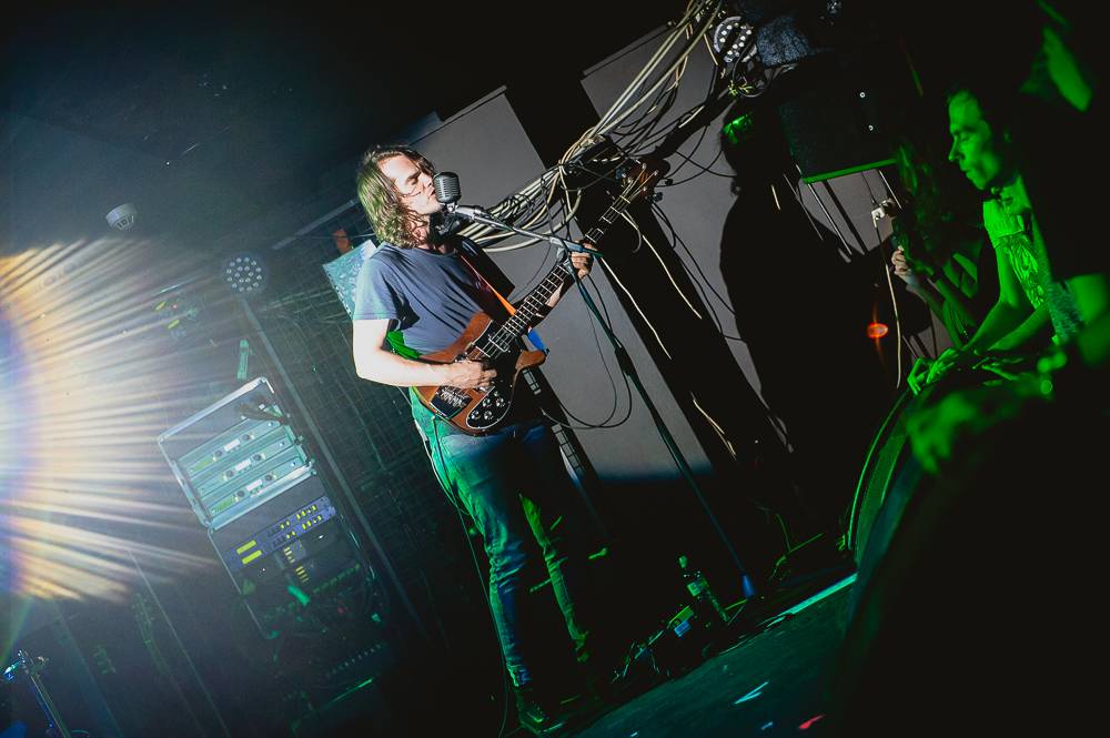 All Them Witches obstarali v Rock Café pomyslné pálení čarodějnic