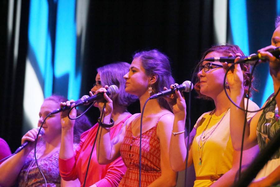 Bobby McFerrin v Brně rozezpíval celé Sono