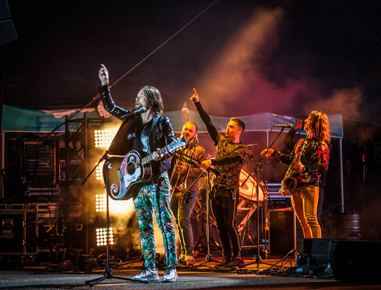 Plzeňský Majáles zlobily rozmary počasí, Kryštof přivezl malý Strahov, zahráli i Mirai nebo Marek Ztracený