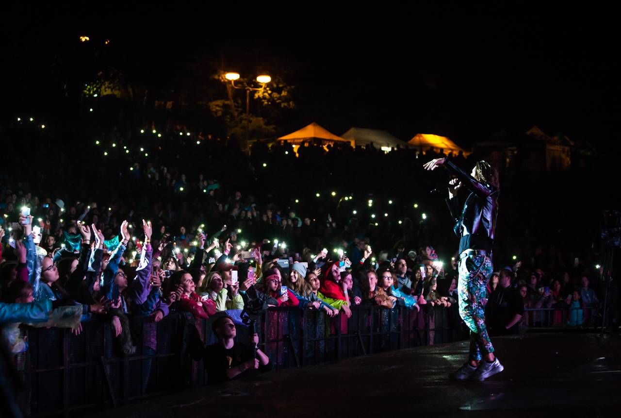 Plzeňský Majáles zlobily rozmary počasí, Kryštof přivezl malý Strahov, zahráli i Mirai nebo Marek Ztracený