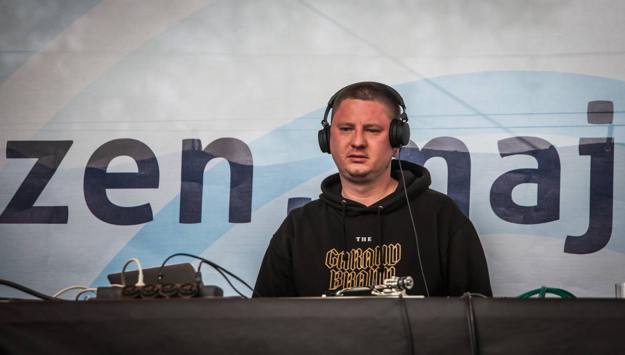 Plzeňský Majáles zlobily rozmary počasí, Kryštof přivezl malý Strahov, zahráli i Mirai nebo Marek Ztracený