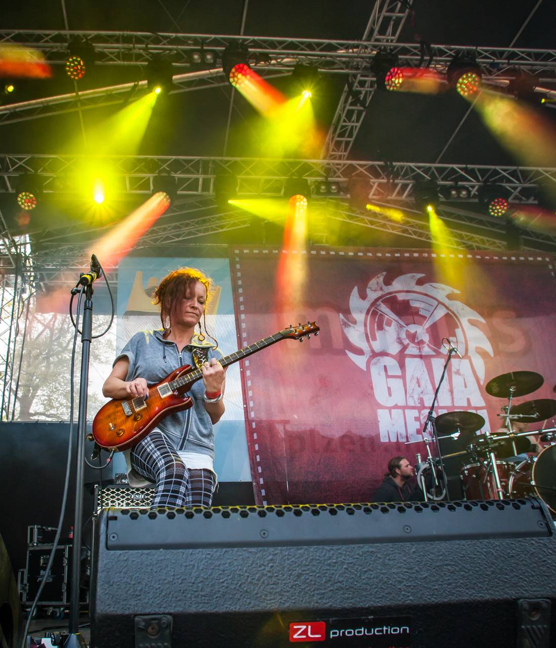 Plzeňský Majáles zlobily rozmary počasí, Kryštof přivezl malý Strahov, zahráli i Mirai nebo Marek Ztracený