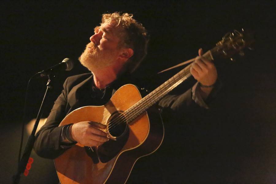 Brněnskému Sonu popřál k narozeninám Glen Hansard, přivezl tříhodinový koncert