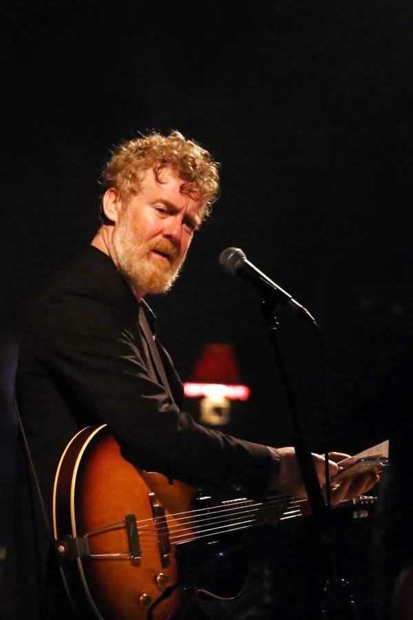Brněnskému Sonu popřál k narozeninám Glen Hansard, přivezl tříhodinový koncert